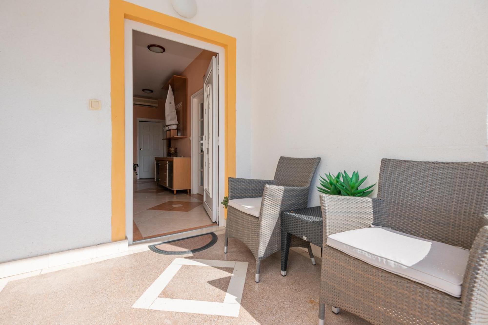 Family Apartments Marita Makarska Dış mekan fotoğraf