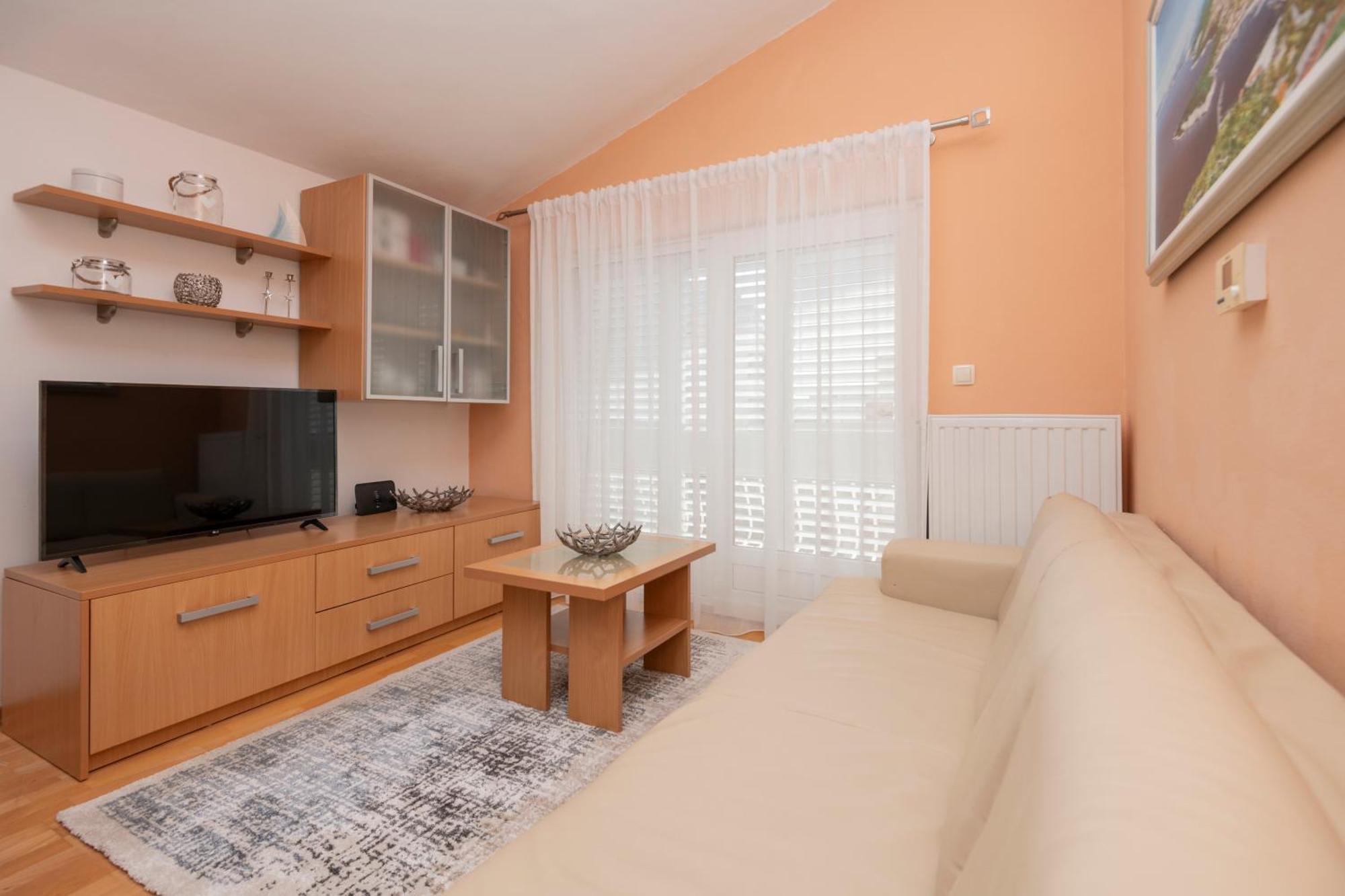 Family Apartments Marita Makarska Dış mekan fotoğraf