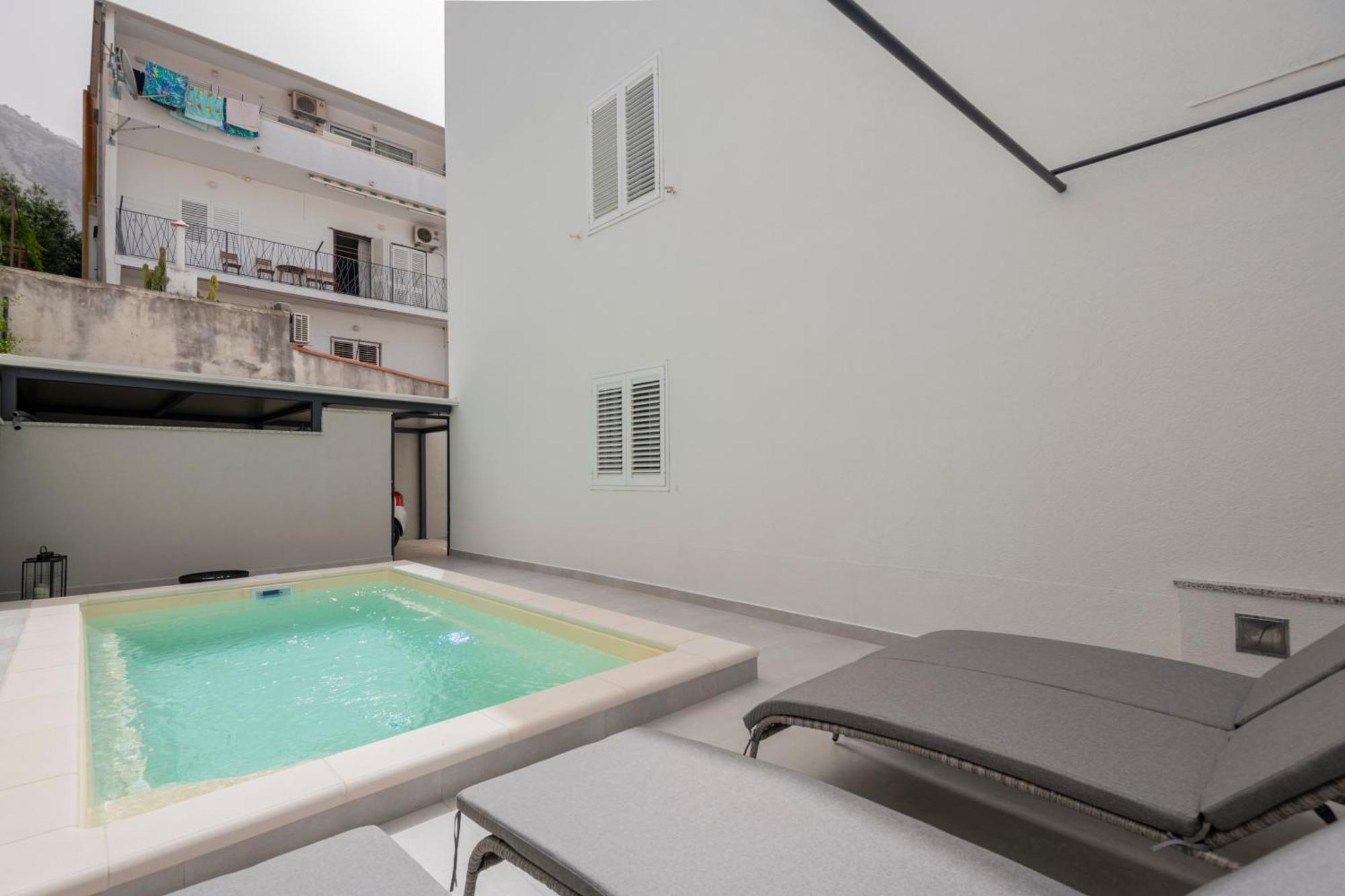 Family Apartments Marita Makarska Dış mekan fotoğraf
