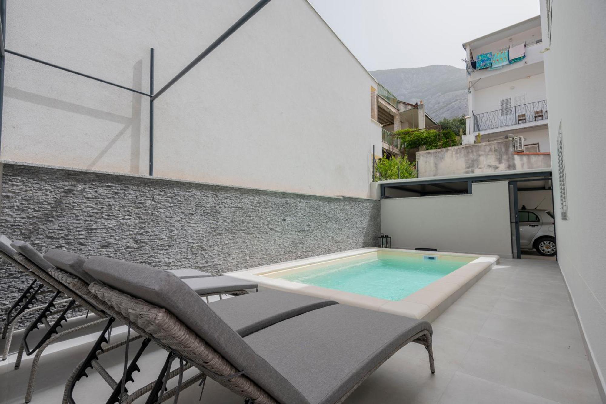Family Apartments Marita Makarska Dış mekan fotoğraf